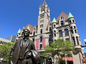 Statue of F. Scott Fitzgerald in front of the Landmark Center in Saint Paul.