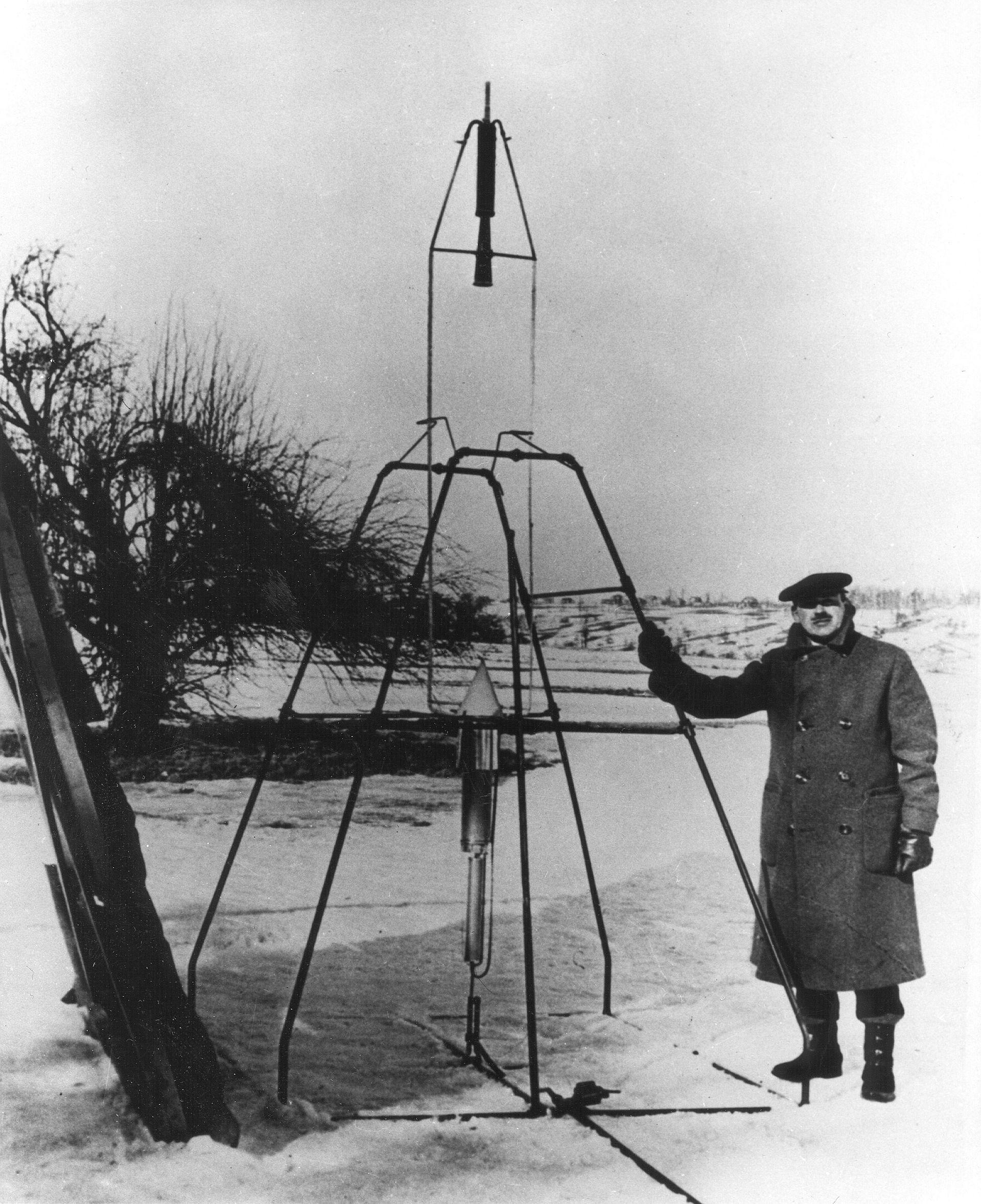 Robert Goddard and his 1926 rocket