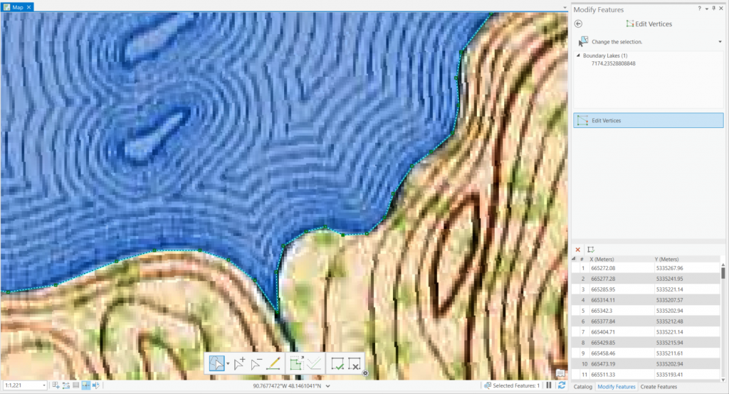 Figure 2.55: Using the Edit Vertices tool